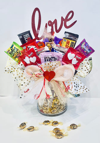 Sweetheart Spectacular Valentines Candy Bouquet