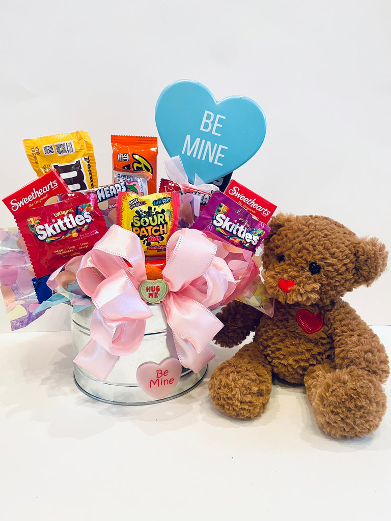 Sweethearts Dream Candy Bouquet W/Bear