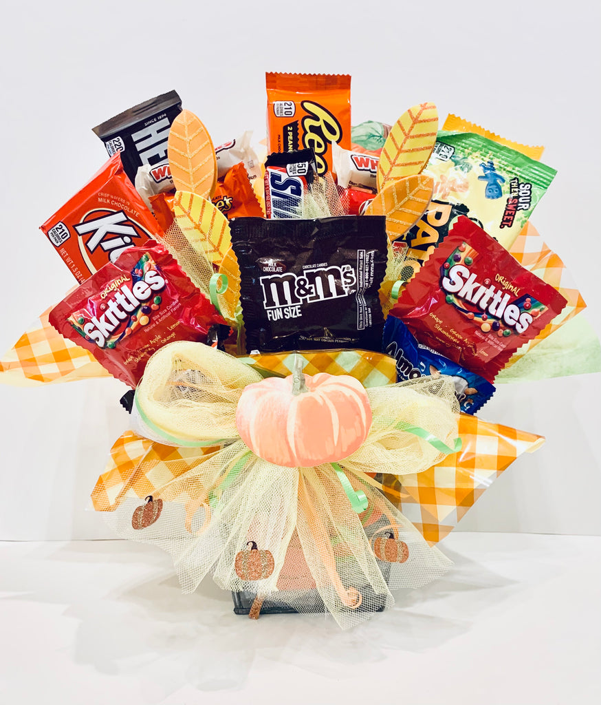 “It’s Fall Ya’ll” Candy Bouquet